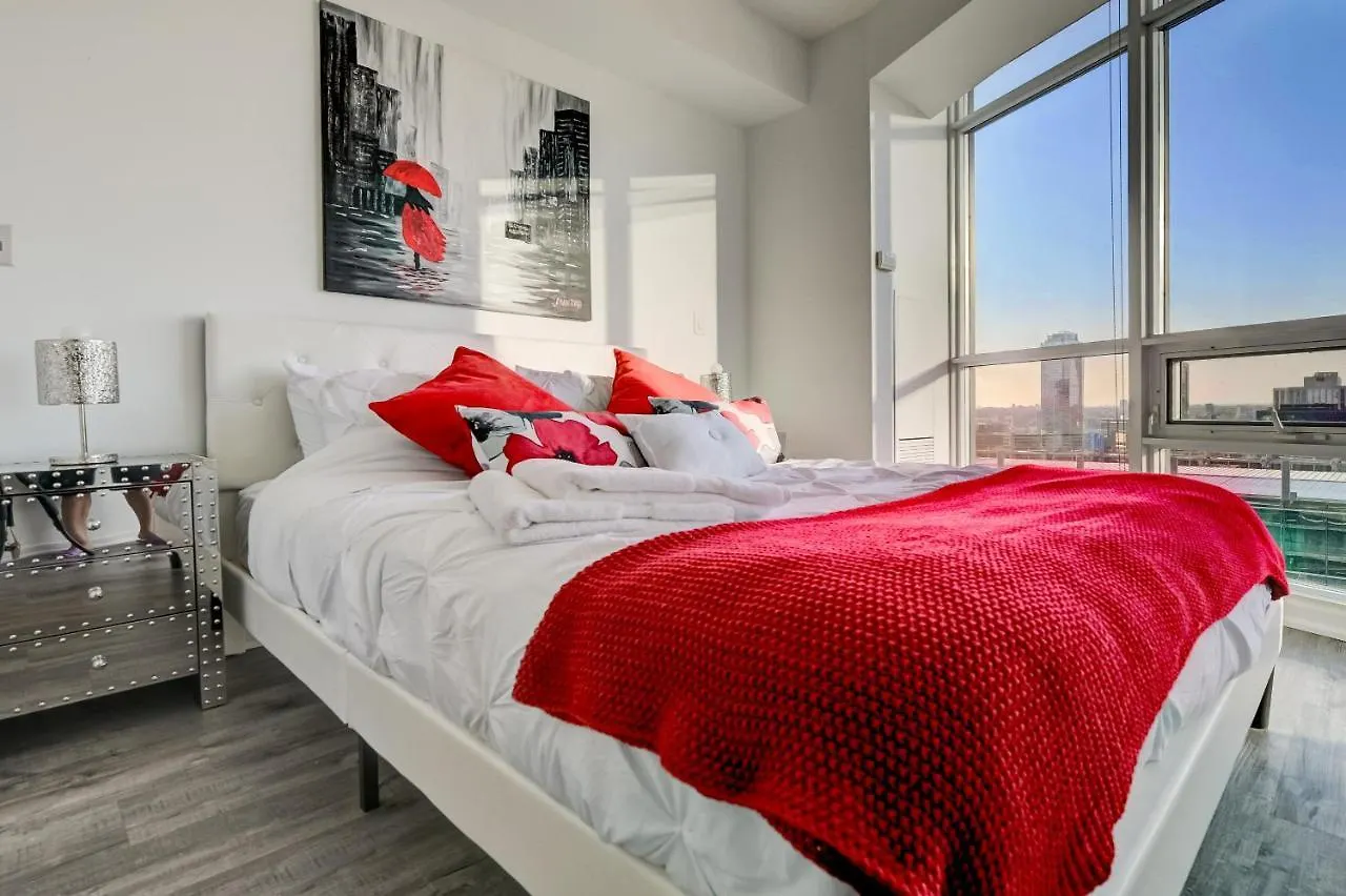 Spacious Lux 2Bd Downtown Toronto With Parking! 0*,  Canada