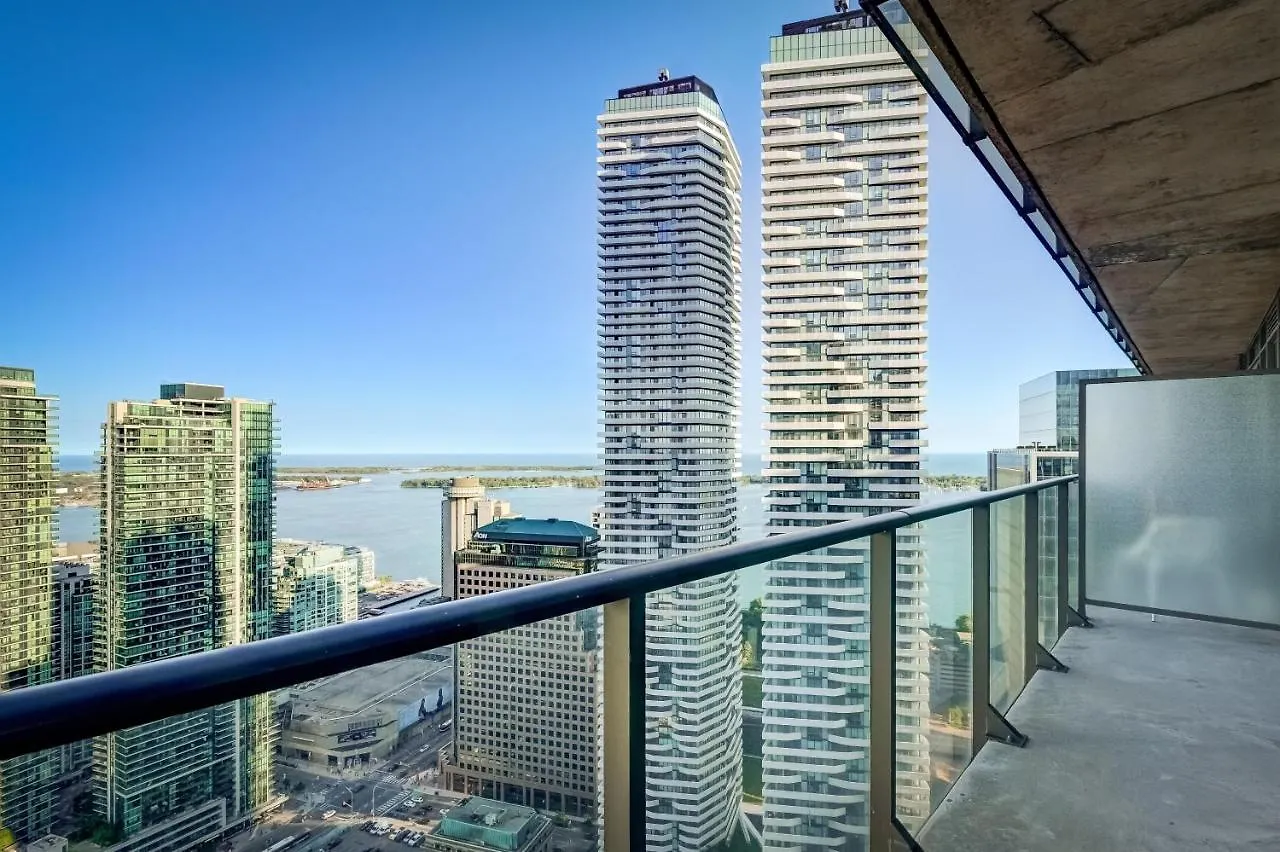 Apartment Spacious Lux 2Bd Downtown Toronto With Parking! Canada